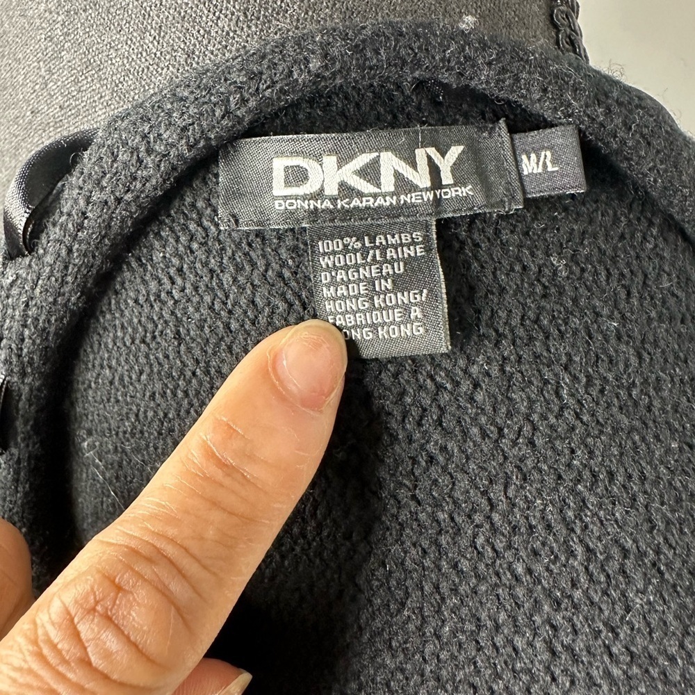 DKNY Black Trendy Sweater Valero Swing - Picture 11 of 11